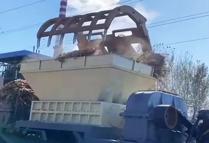 Двухвальный шредер для переработки автомобильных кузовов и металла